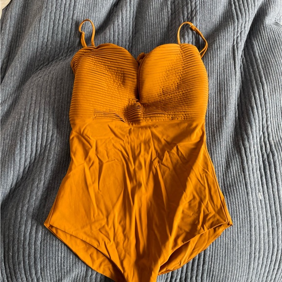 Juan De Dios Acordeon One-Piece Swimsuit - Picture 5 of 6